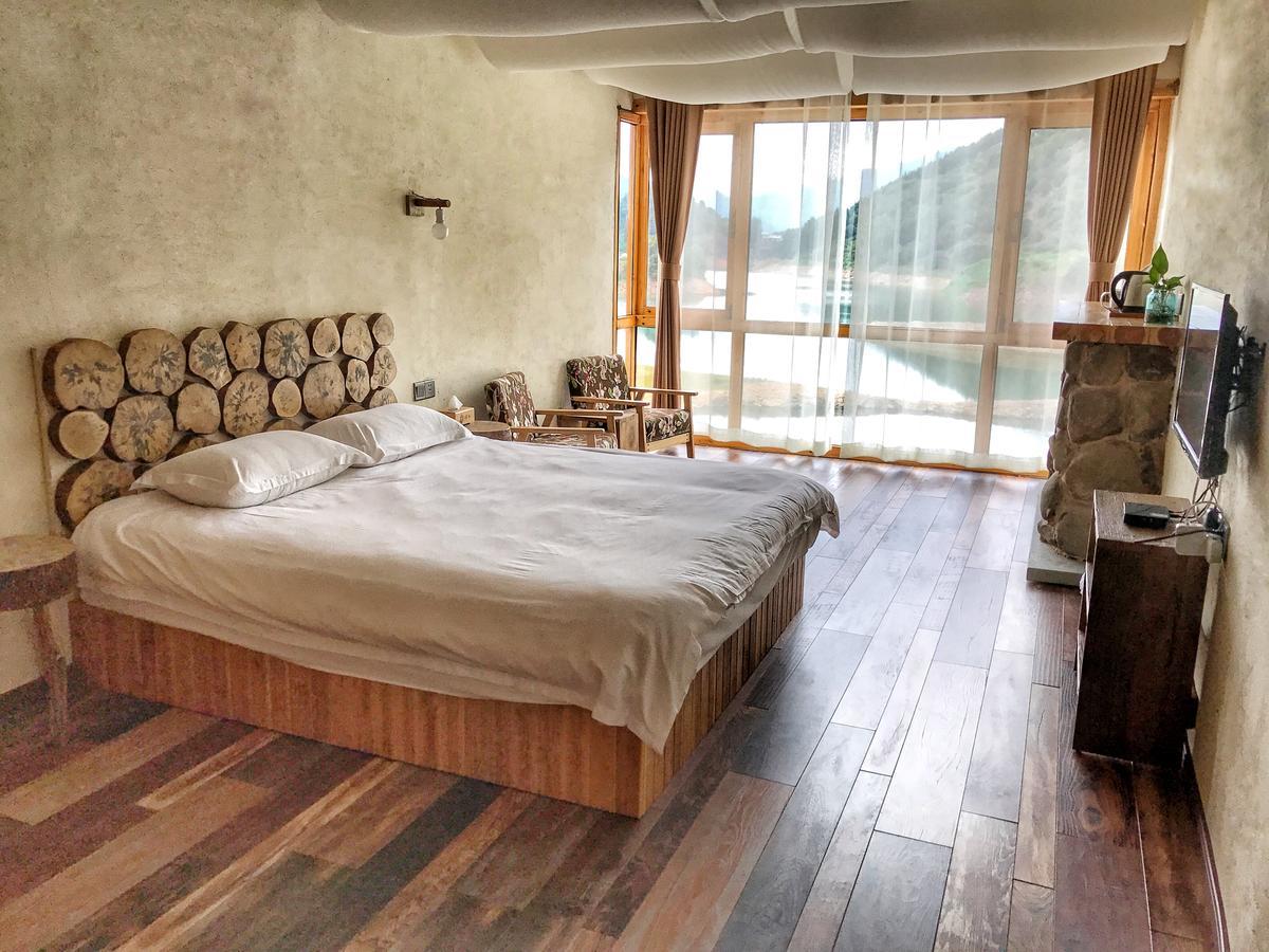 The Lake View Deyishe Resort In Thousand Island Lake Qianwu Экстерьер фото