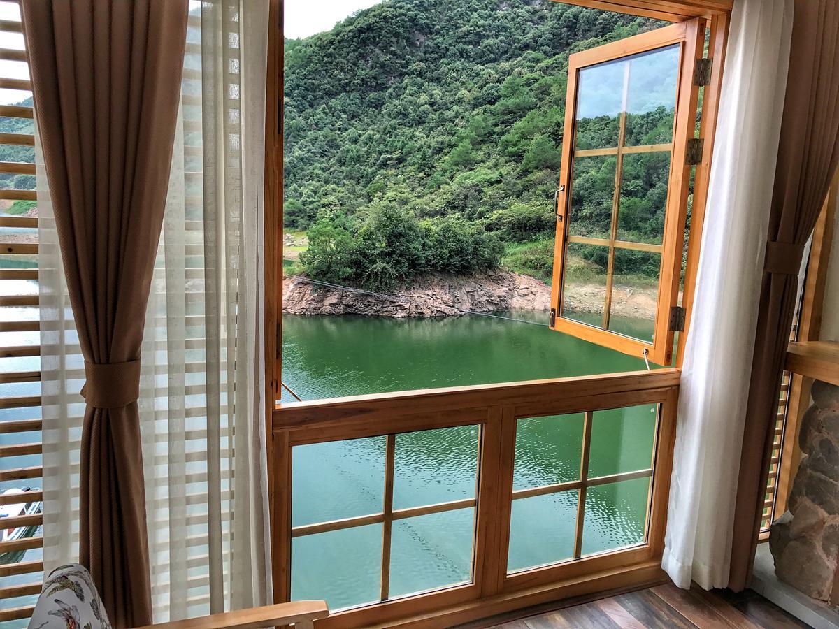 The Lake View Deyishe Resort In Thousand Island Lake Qianwu Экстерьер фото