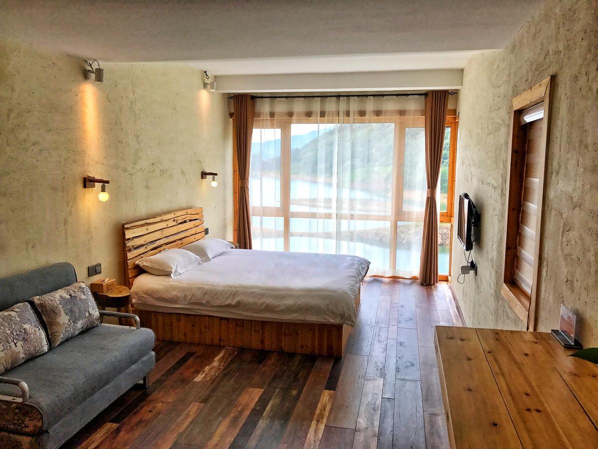 The Lake View Deyishe Resort In Thousand Island Lake Qianwu Экстерьер фото